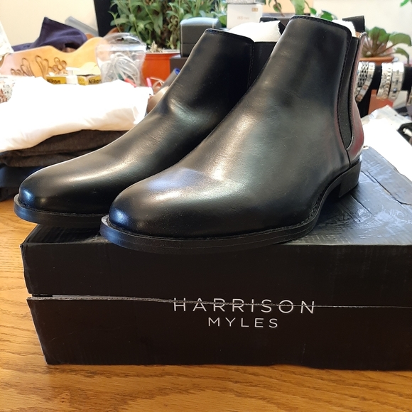 Man's shoes - Picture 5 of 9